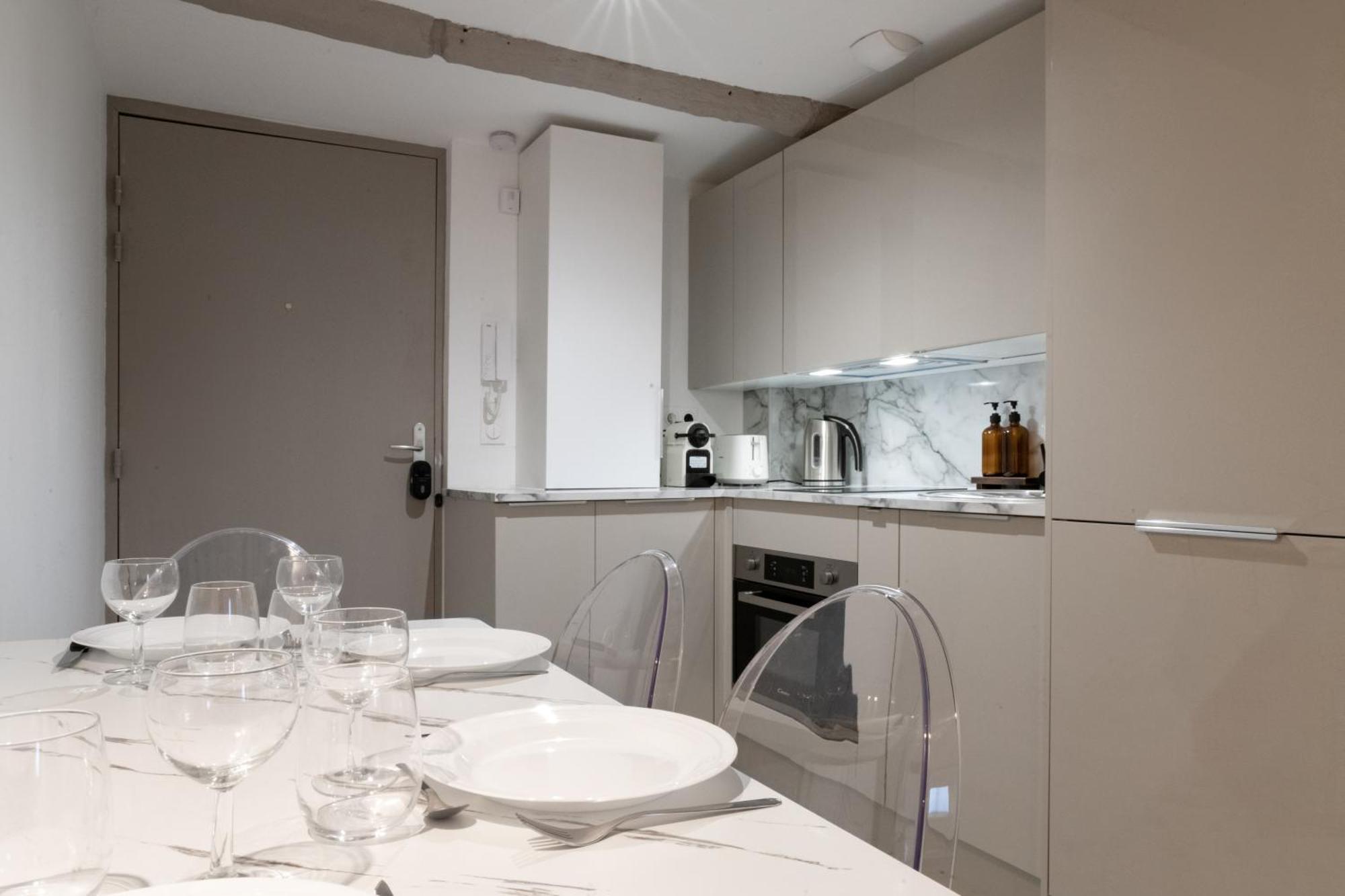 Suite Cathedrale Haut De Gamme + Parking - N°8 Руан Екстериор снимка