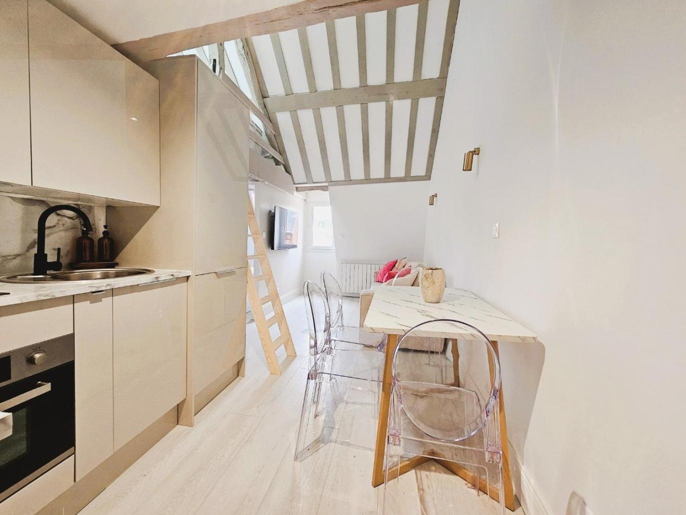 Suite Cathedrale Haut De Gamme + Parking - N°8 Руан Екстериор снимка